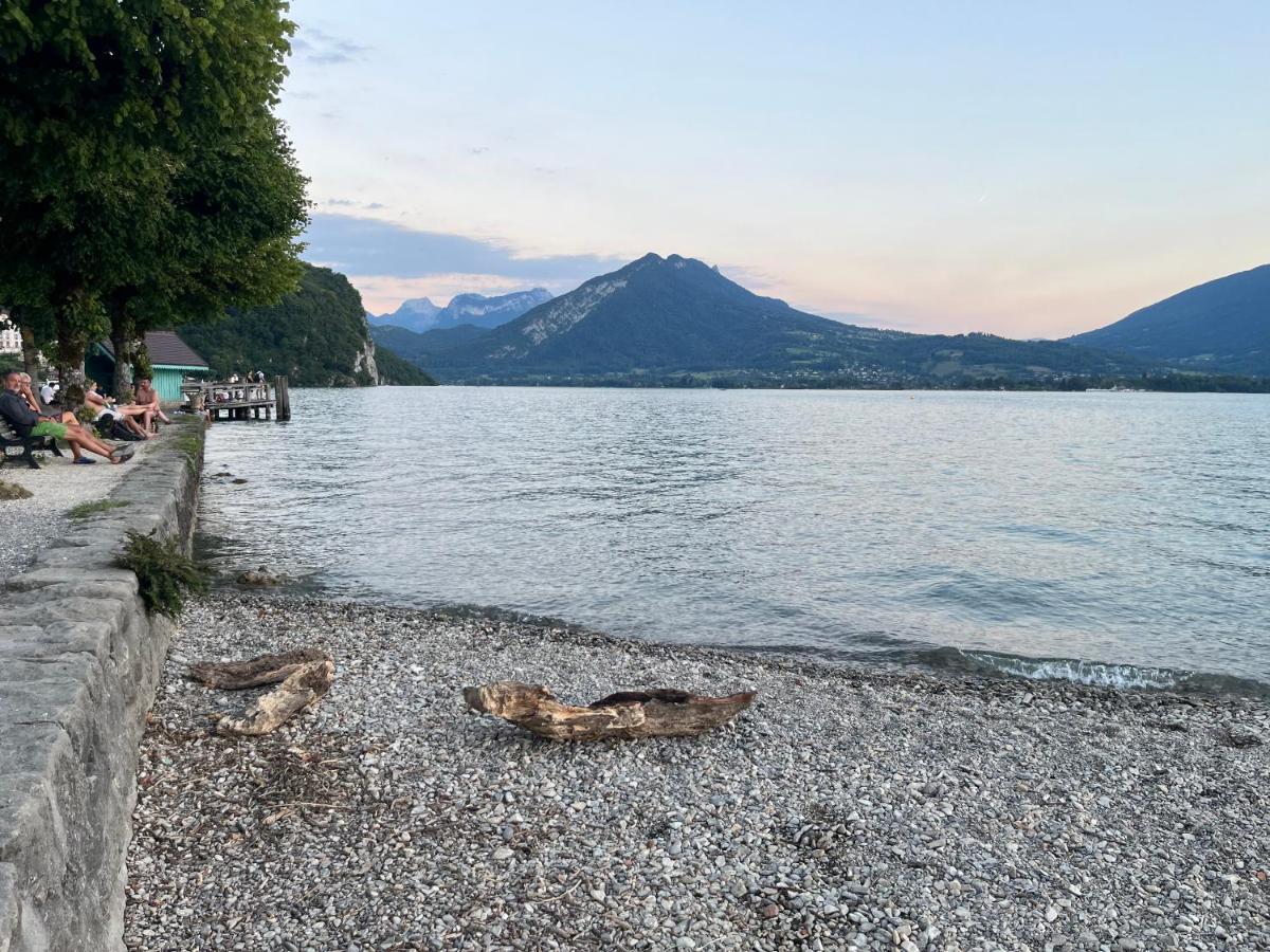 Entre Lac D'Annecy Et Montagnes, Golf Et Parapente A Pieds Talloires Kültér fotó